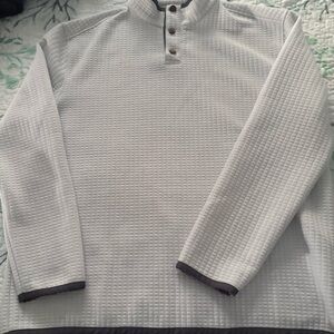 Men's Gray quilted pullover